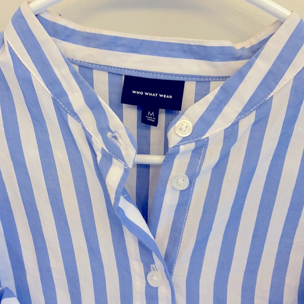 Button up - Picture 2 of 3